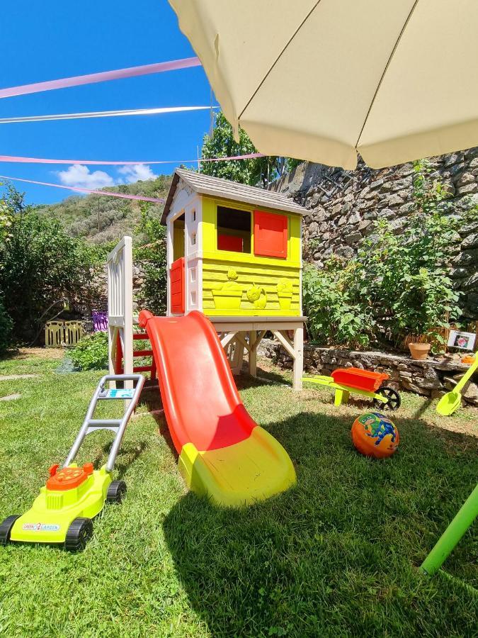 Casa Vacanze Family Албисола Супериоре Екстериор снимка